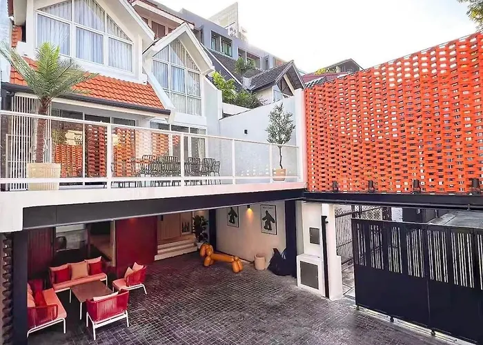 Villa 曼谷市中心素坤逸现代北欧风5卧独栋别墅