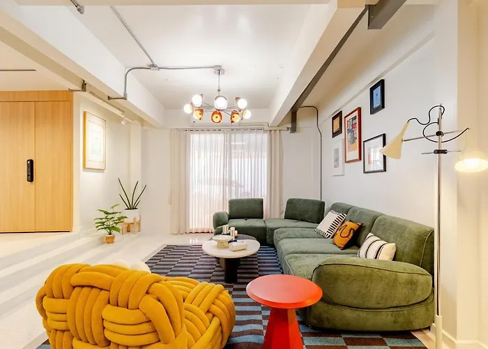 曼谷市中心素坤逸现代北欧风5卧独栋别墅 Villa Bangkok